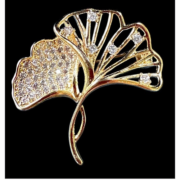 🎁🌍 Ginkgo gold tone w/crystals elegant brooch new in box . Shanghai Boutique - Picture 9 of 9